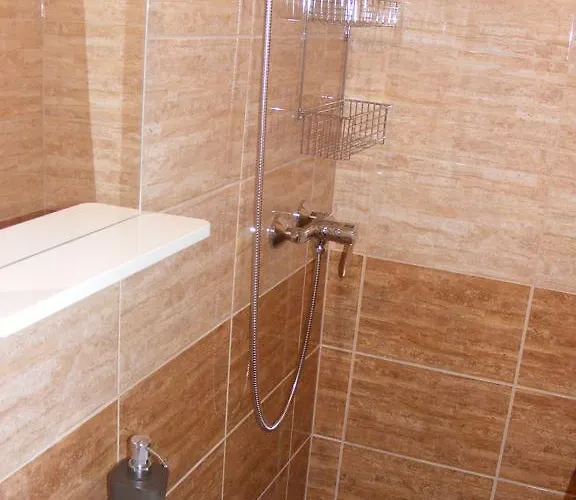 A Bastya Arnyeka * Erlau